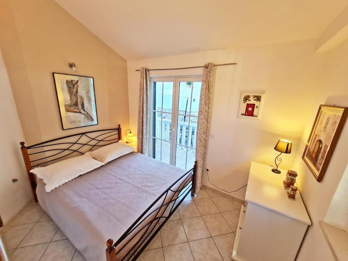 Apartment Ivana Borak Оміш Екстер'єр фото